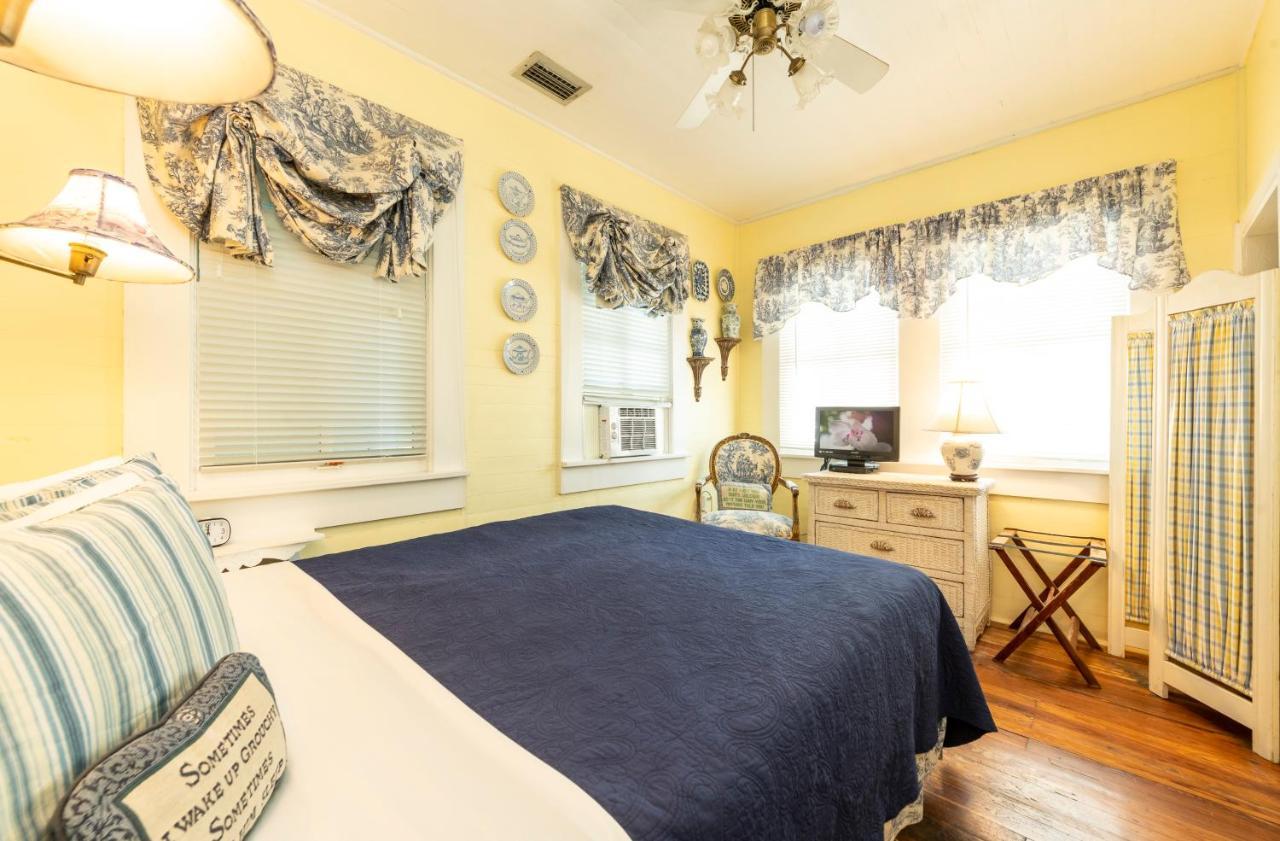 Knowles House - Adult Only Couette-café 3*